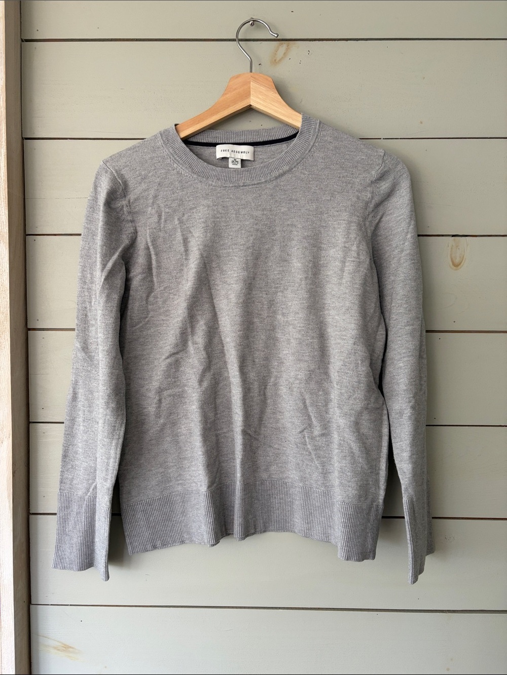 Free Assembly Grey Crewneck Sweater – Size M (8–10)